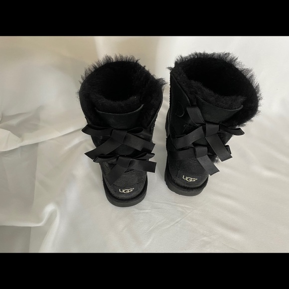 Mini Bailey Bow II - Picture 8 of 8